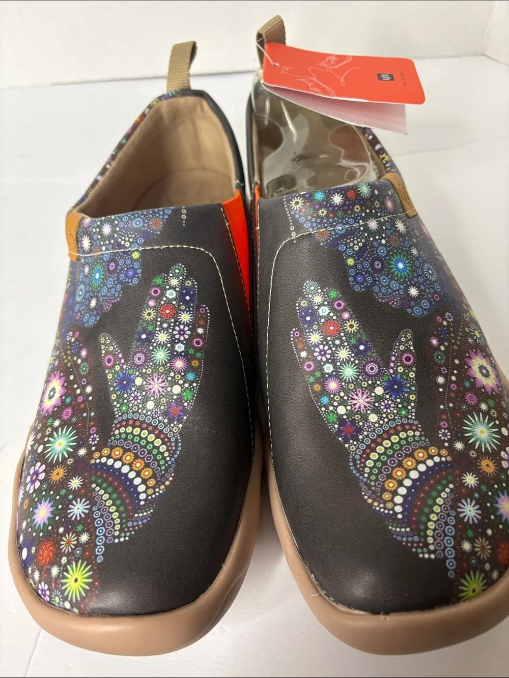 NWT UIN Pray for Goodness Slip On